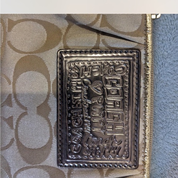 Coach Poppy Tan Logo Print Wristlet - Picture 2 of 3